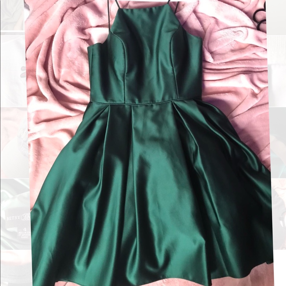Homecoming/ prom dress with pockets